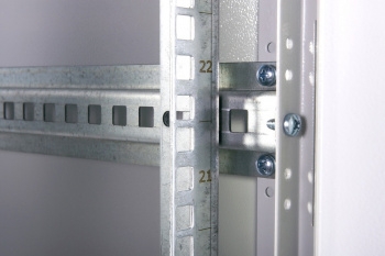     42U (600  800)  ,  